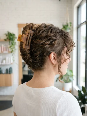 Curly Bob Claw Clip Twist