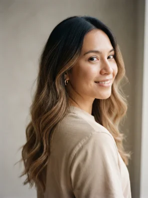 Dark-Rooted Light Brown Ombré