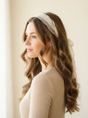 Loose Waves With a Ribbon Headband